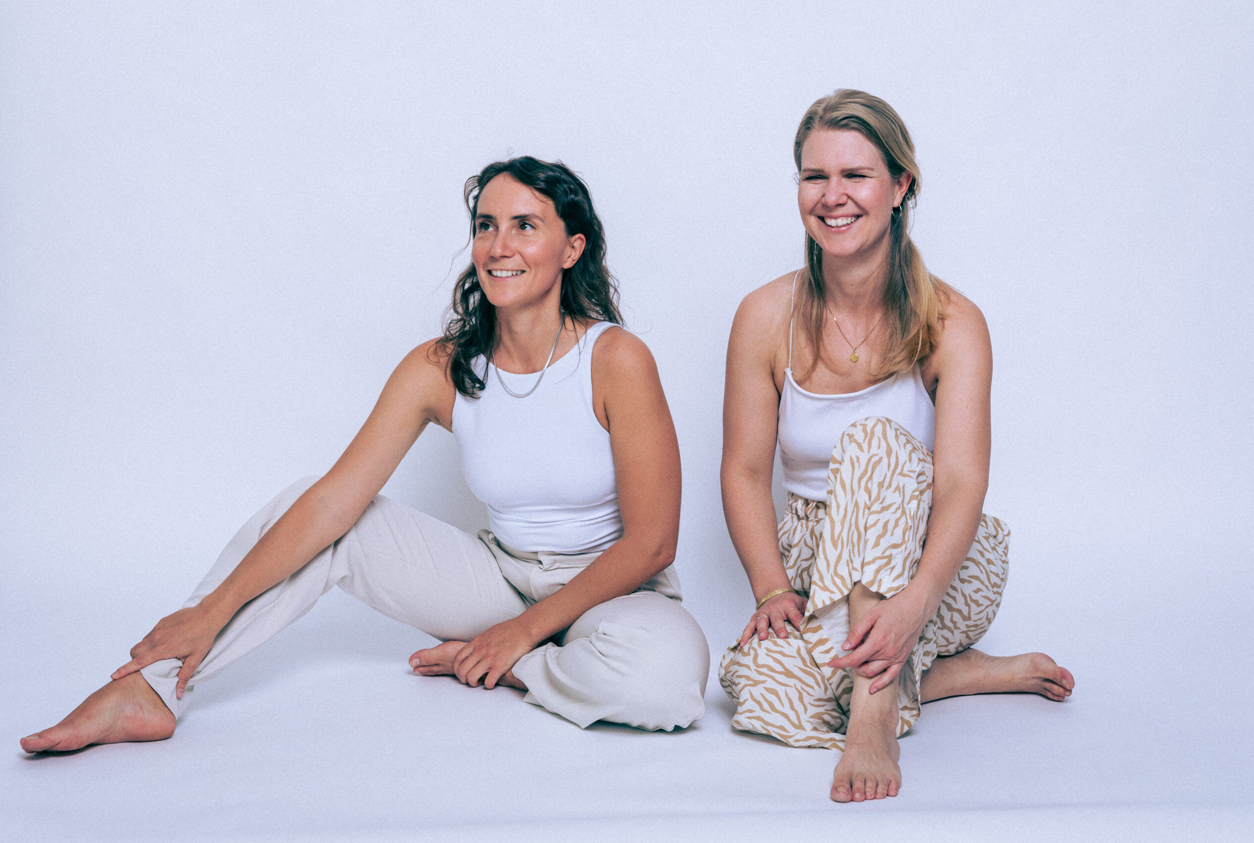 Gründerinnen von Yoga Offsites, Marileen Horner und Verena Wieser.